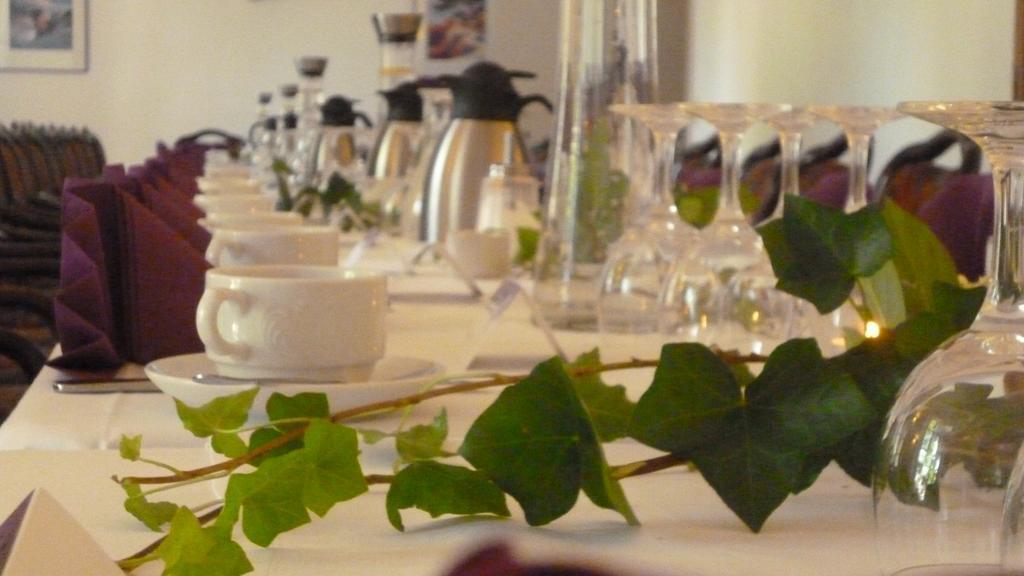 Hotel Und Restaurant Kranichsberg Woltersdorf  Esterno foto