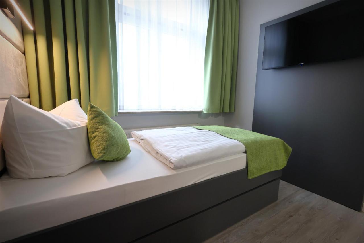 Hotel Und Restaurant Kranichsberg Woltersdorf  Esterno foto